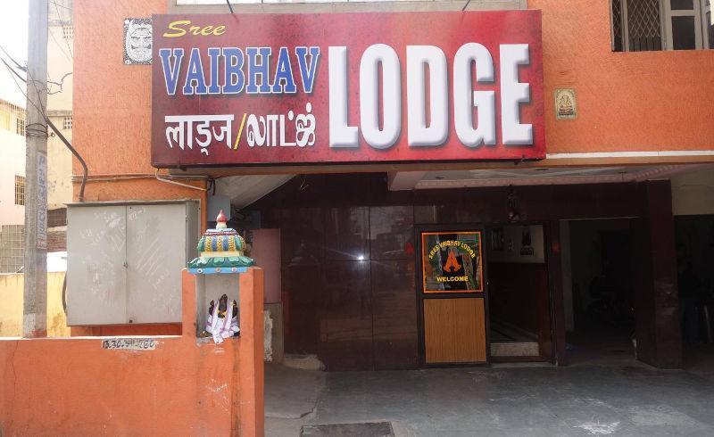 Hotel Sree Vaibhav Residency Tirupati Exterior foto